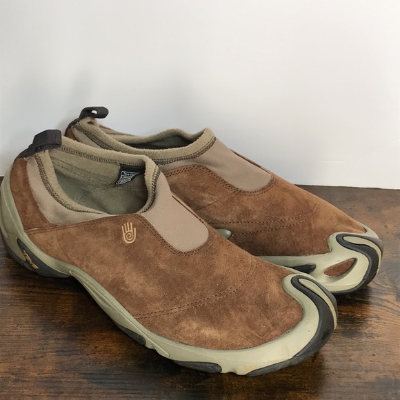 Teva Brown Suede Mountain Scuff Slip On Sneakers Outdoors Mens size 11 flawed - Picture 1 of 8